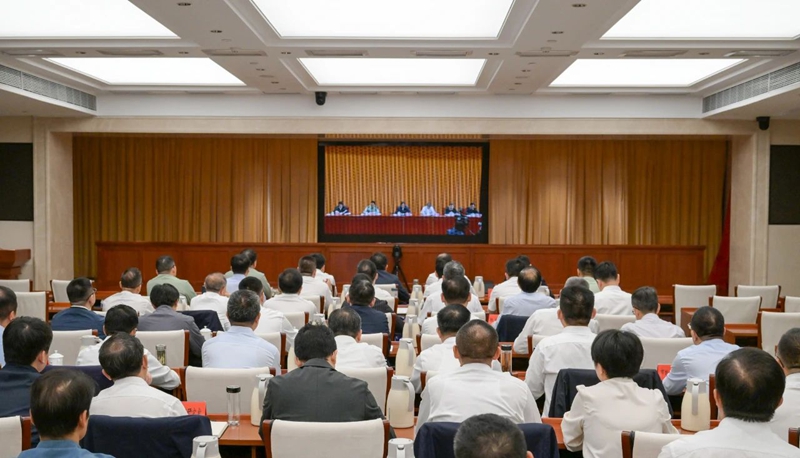 <a href="./zxzx/gzdt/202504/t20250429_700575.html">鄂州集中收看收听全省防汛抗旱工作电视电话会</a>
