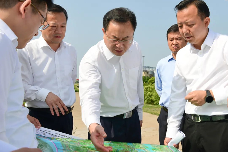 <a href="./zxzx/gzdt/202505/t20250522_704279.html">孙兵调研防汛抗旱工作</a>